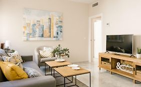 Sevilla Apartments Muro By Valcambre